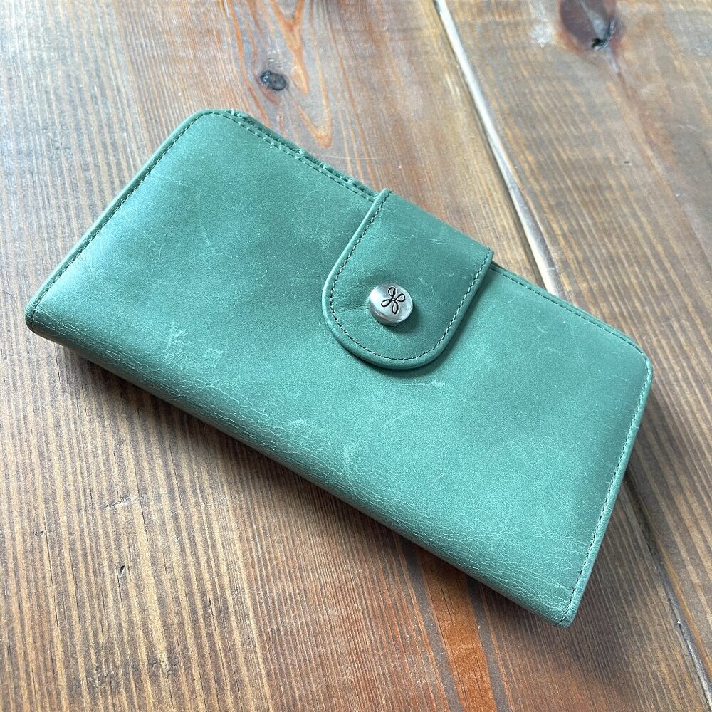 Hobo International Vintage Collection Danette Wallet Wristlet Moss Sage Green